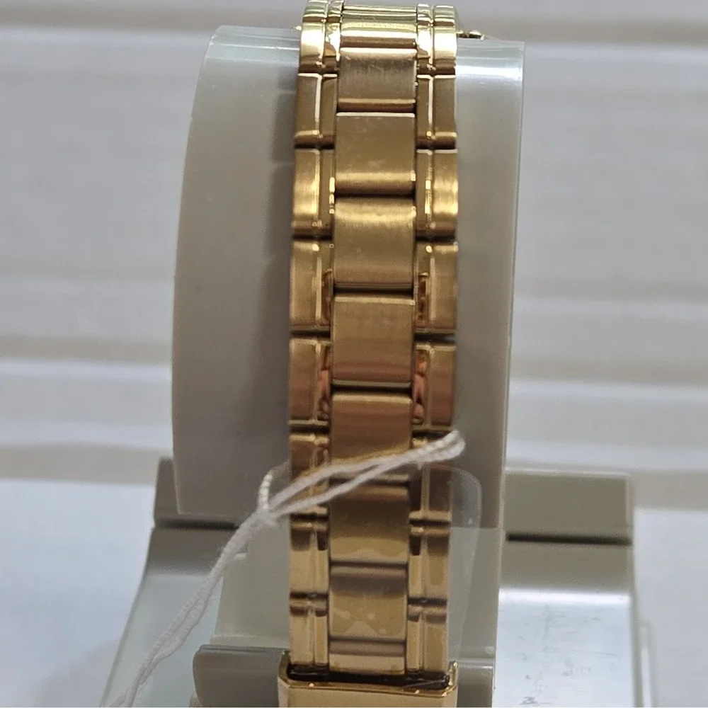 NIB Casio LTP-V007 Goldtone Womens 29mm Watch. Quartz,Analog,Water-Resist,SS.